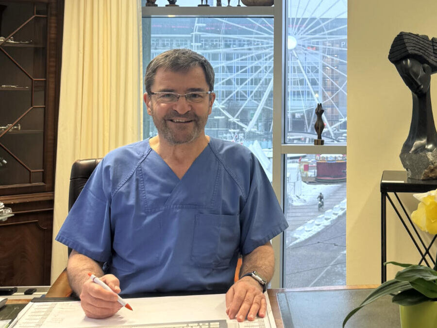 Dr. Tom Kempe